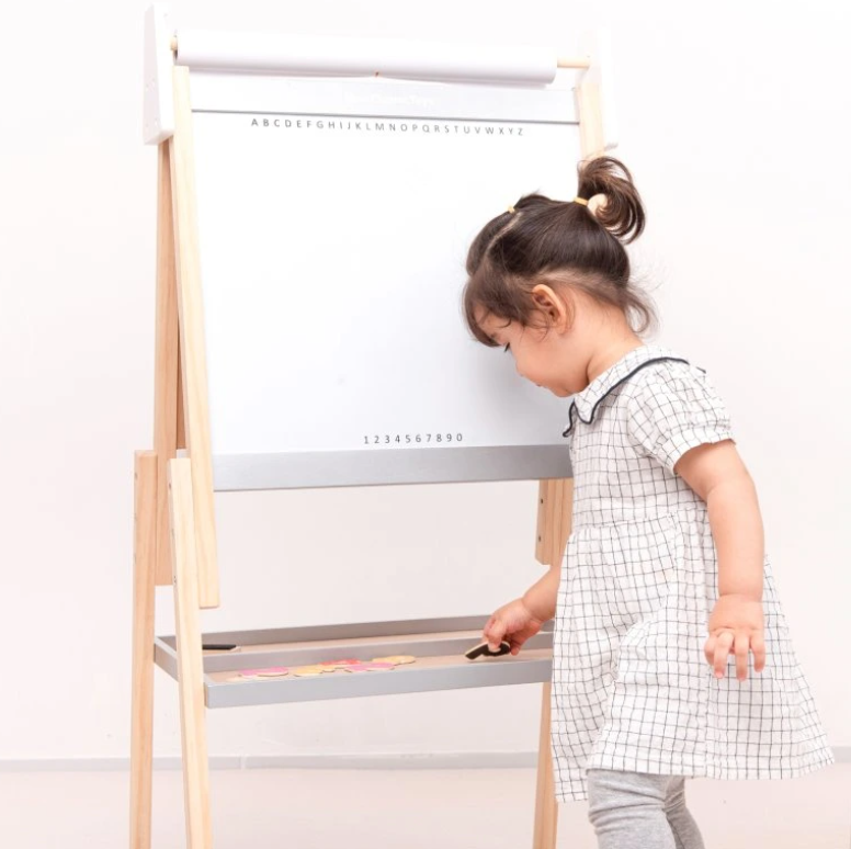 woet - Oboustranná výškově nastavitelná tabule